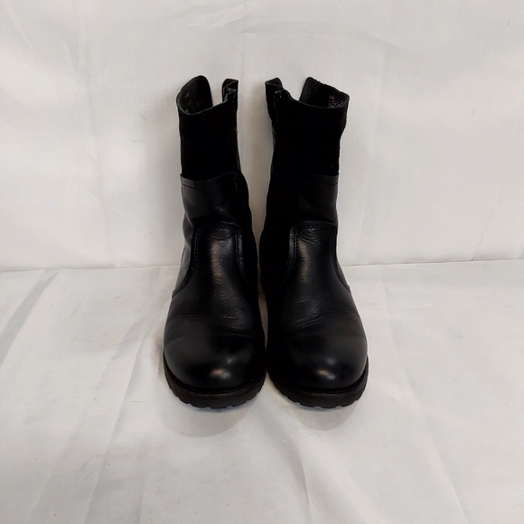 Umberto Raffini Uma Boots - Picture 2 of 13